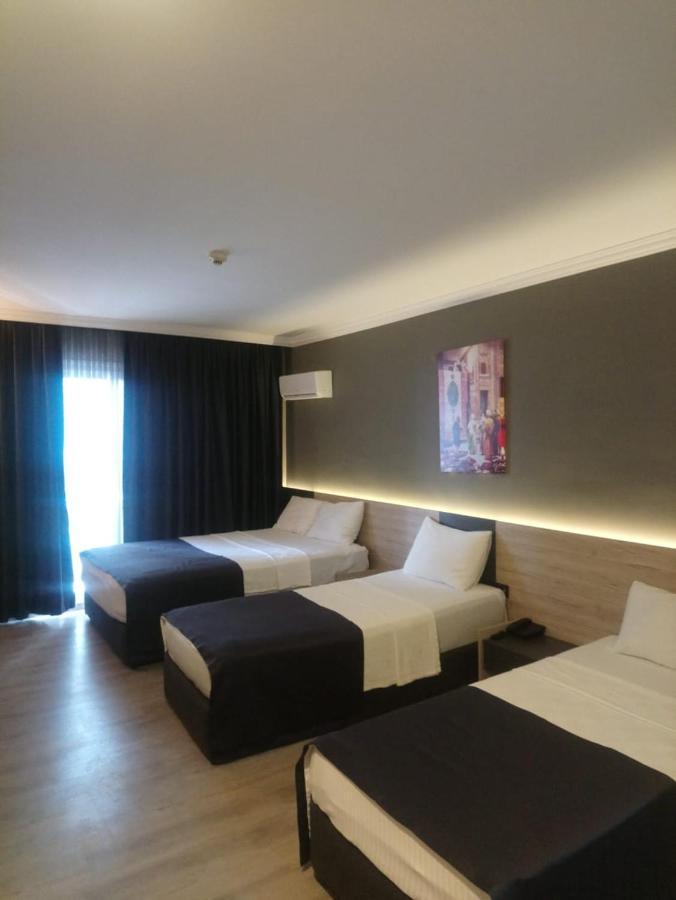 Grand Faik Hotel Çeşme 外观 照片