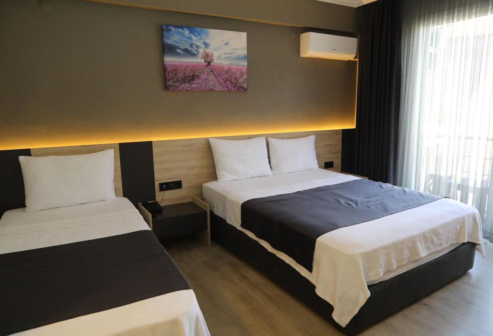 Grand Faik Hotel Çeşme 外观 照片