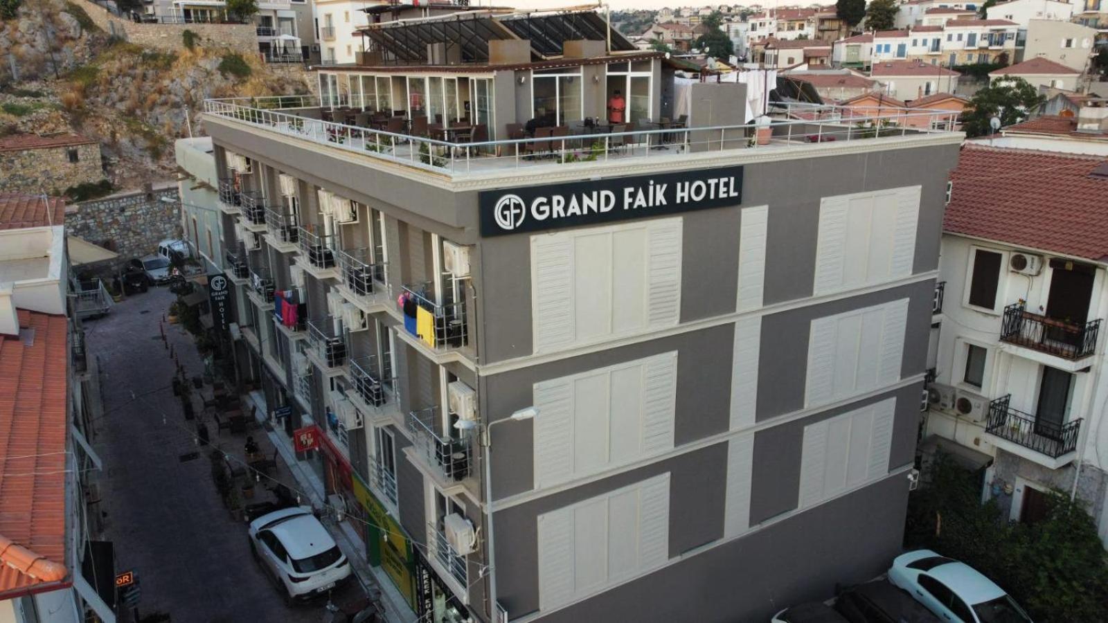 Grand Faik Hotel Çeşme 外观 照片